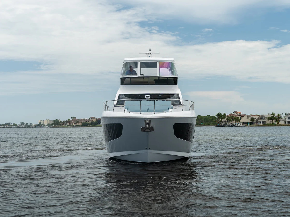2026 Cruisers Yachts 57 FLY 57.0 feet, Clearwater, Florida #3