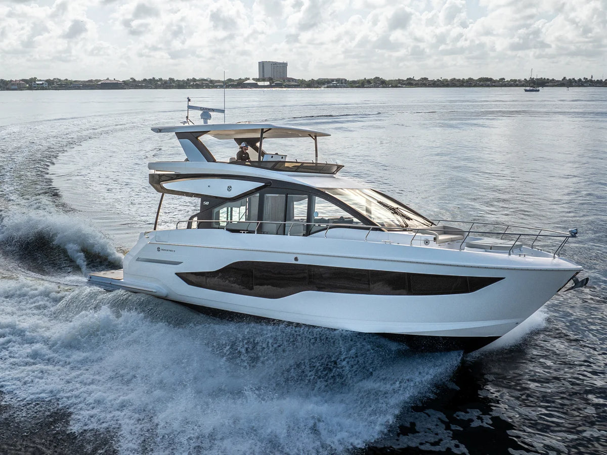 2026 Cruisers Yachts 50 FLY 50.0 feet, Clearwater, Florida #6