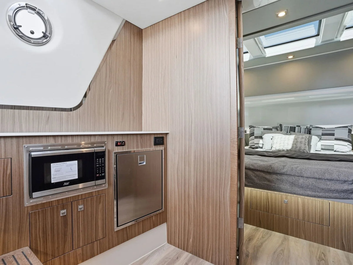2026 Cruisers Yachts 50GLS OB 50.0 feet, Clearwater, Florida #37