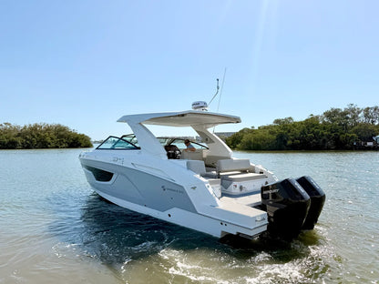 2026 Cruisers Yachts 34 GLS Outboard 34.0 feet, Clearwater, Florida #15