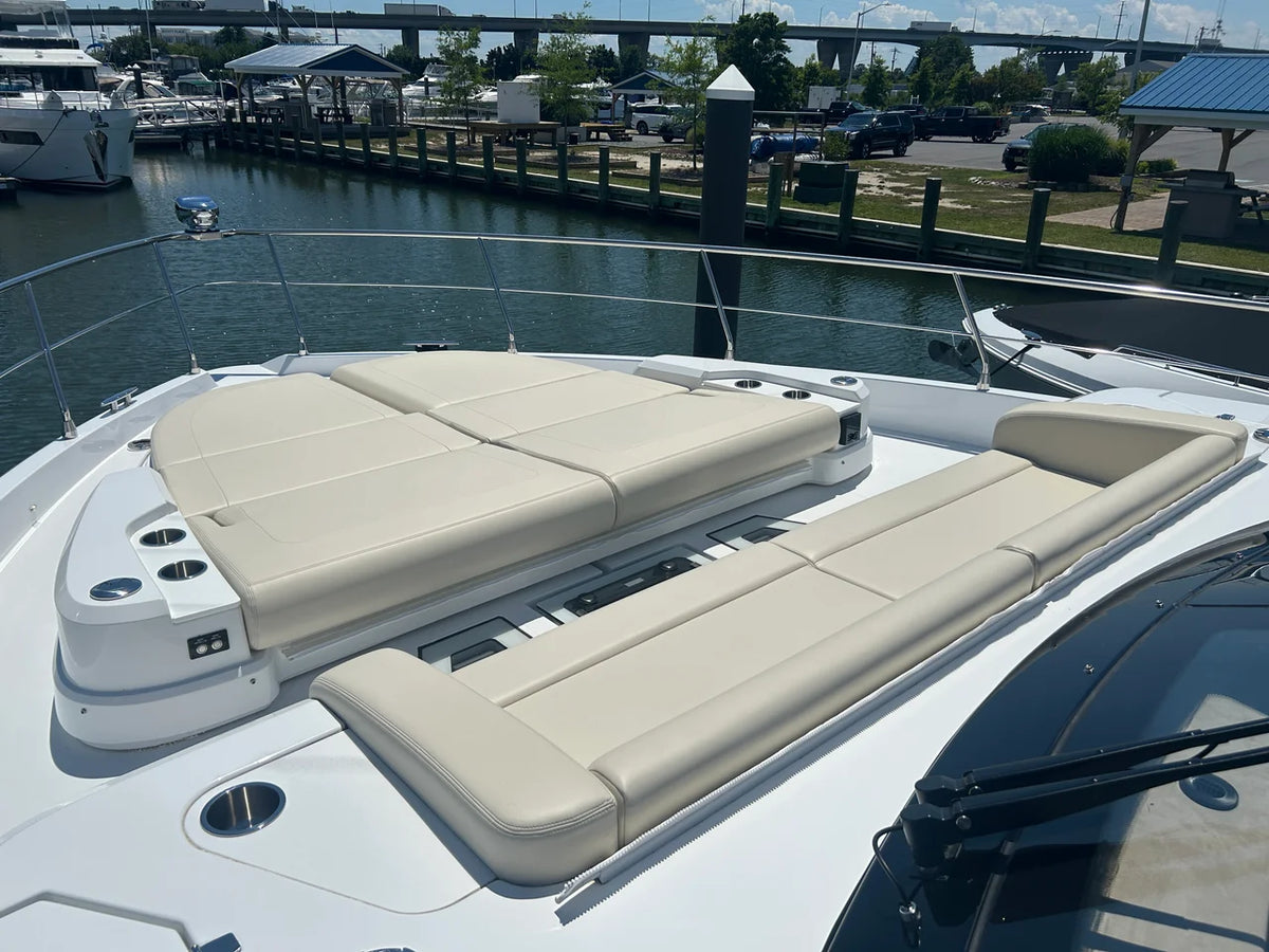 2026 Cruisers Yachts 57 FLY 57.0 feet, Clearwater, Florida #22