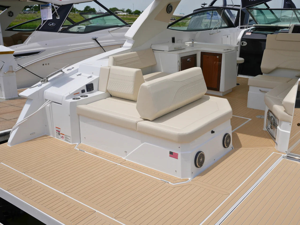 2026 Cruisers Yachts 38 GLS 38.0 feet, Clearwater, Florida #19