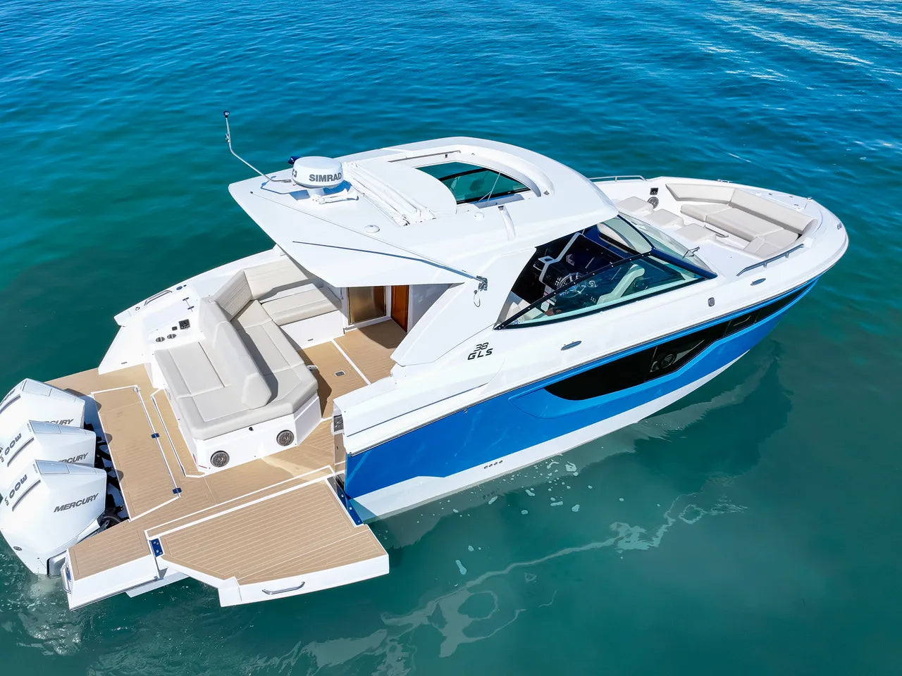 2026 Cruisers Yachts 38 GLS Outboard 38.0 feet, Clearwater, Florida #4