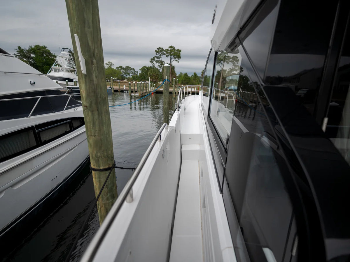 2026 Cruisers Yachts 57 FLY 57.0 feet, Clearwater, Florida #13