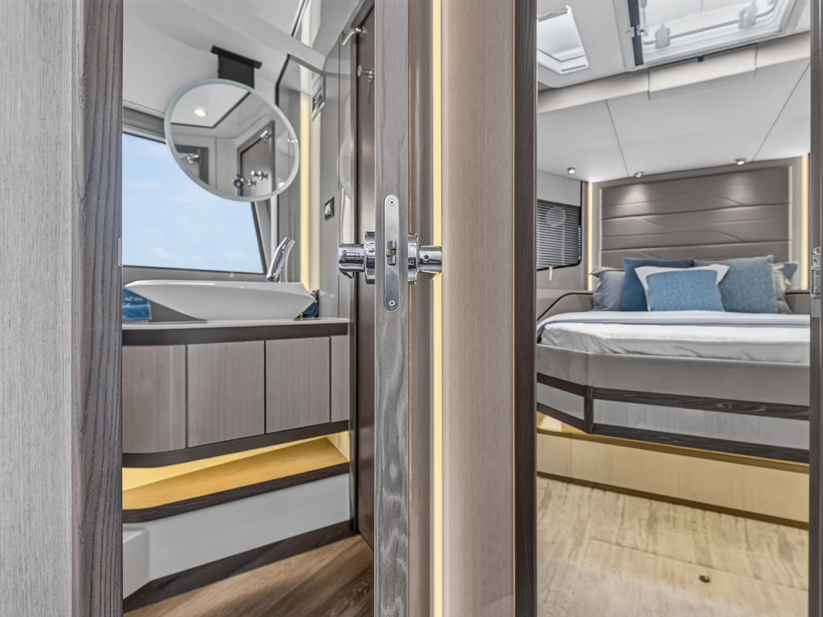2026 Cruisers Yachts 57 FLY 57.0 feet, Clearwater, Florida #15