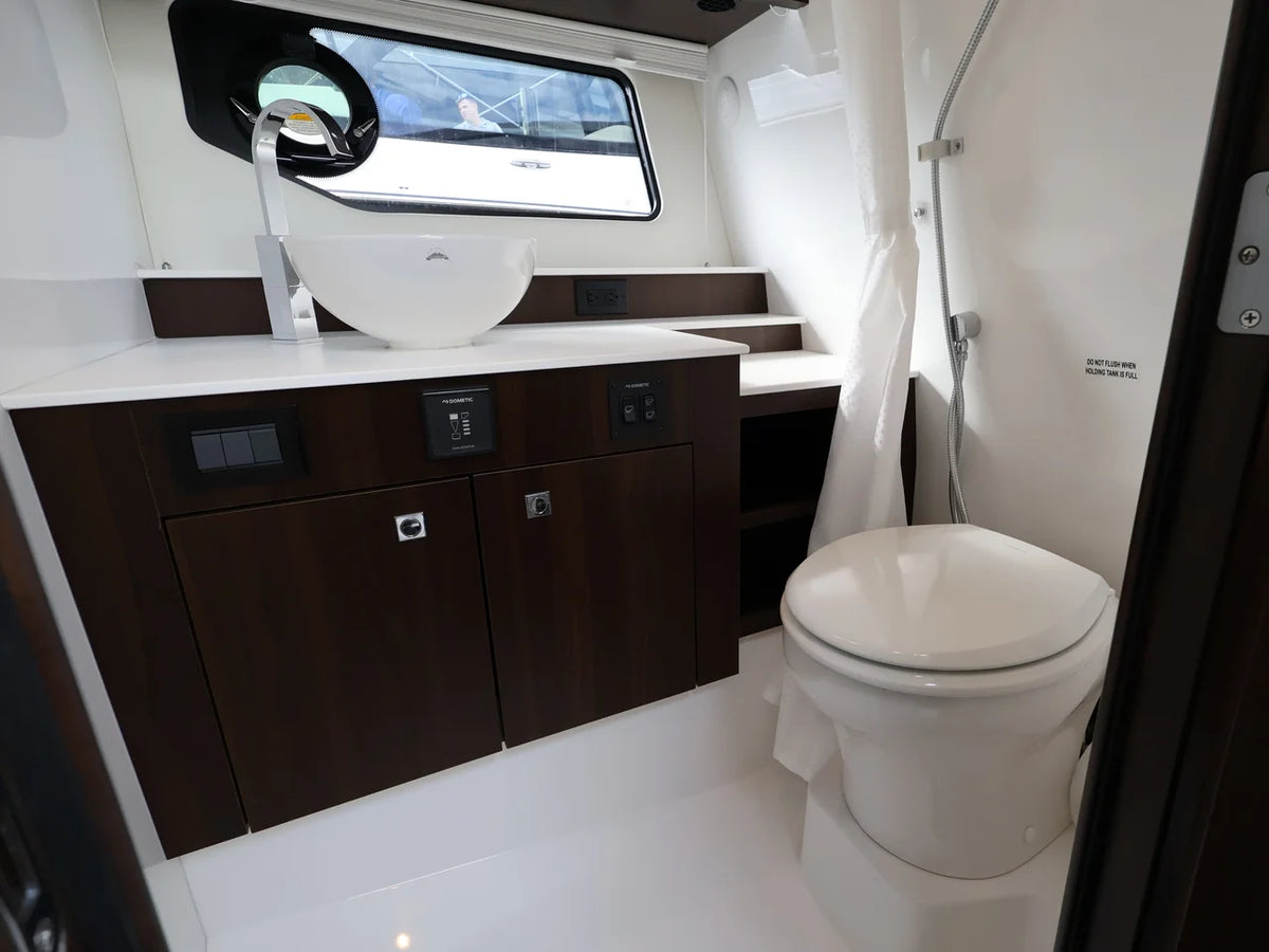 2026 Cruisers Yachts 42 GLS Outboard 42.0 feet, Clearwater, Florida #38