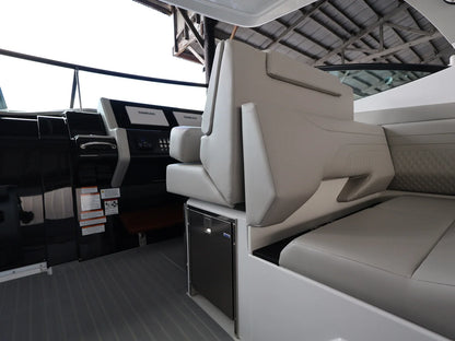 2026 Cruisers Yachts 38 GLS Outboard 38.0 feet, Clearwater, Florida #24
