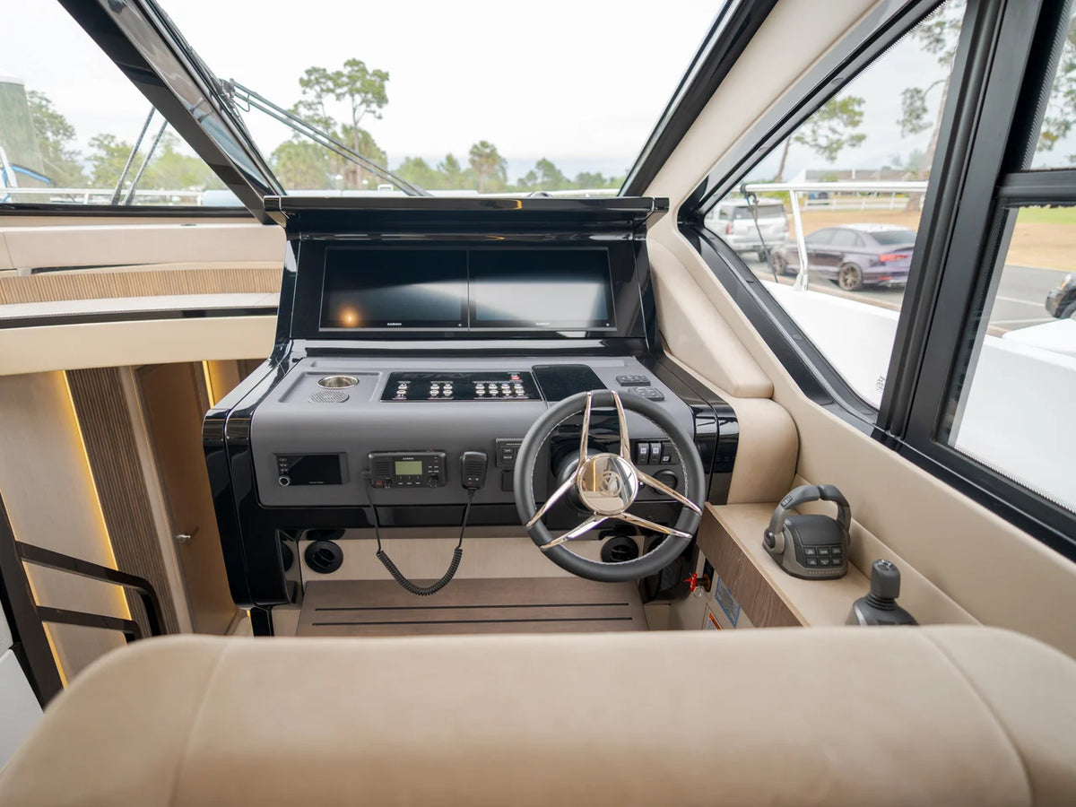 2026 Cruisers Yachts 57 FLY 57.0 feet, Clearwater, Florida #58