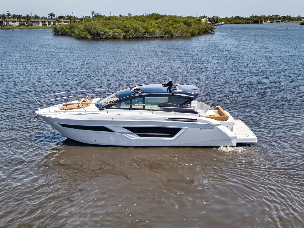 2026 Cruisers Yachts 46 Cantius 46.0 feet, Clearwater, Florida #4