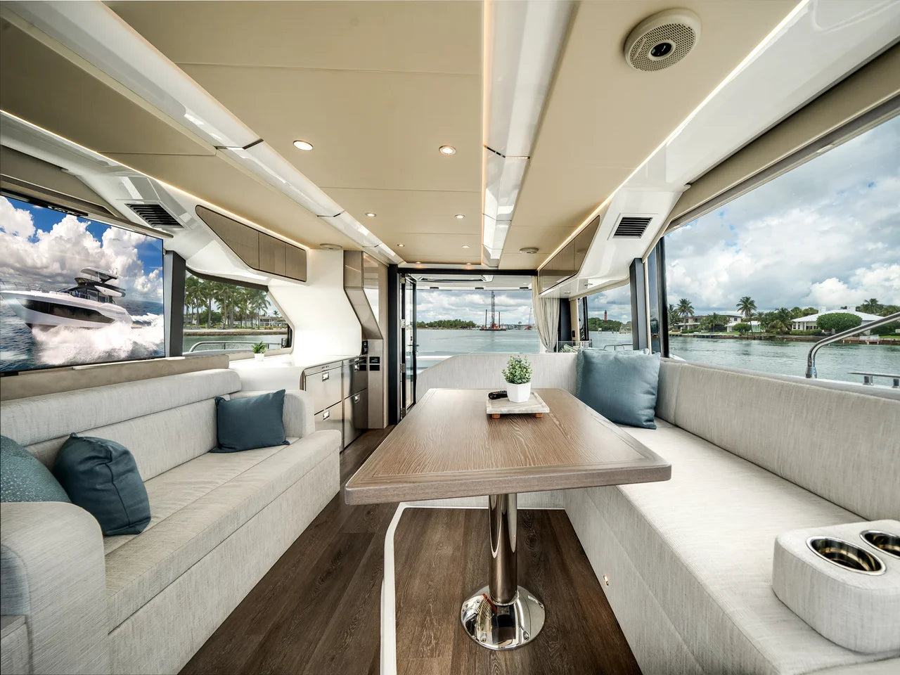 2026 Cruisers Yachts 57 FLY 57.0 feet, Clearwater, Florida #35