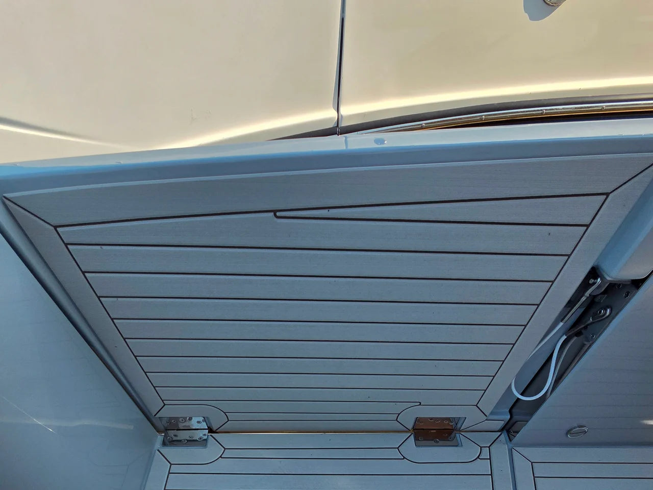2027 Cruisers Yachts 38 VTR 38.0 feet, Clearwater, Florida #13