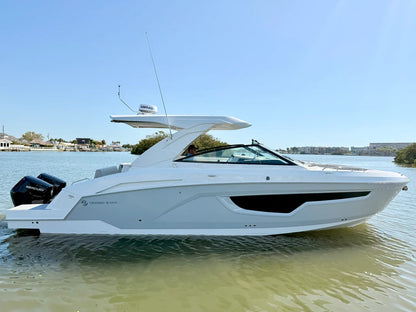 2026 Cruisers Yachts 34 GLS Outboard 34.0 feet, Clearwater, Florida #2