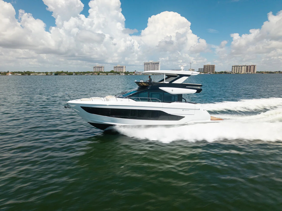 2026 Cruisers Yachts 57 FLY 57.0 feet, Clearwater, Florida #6