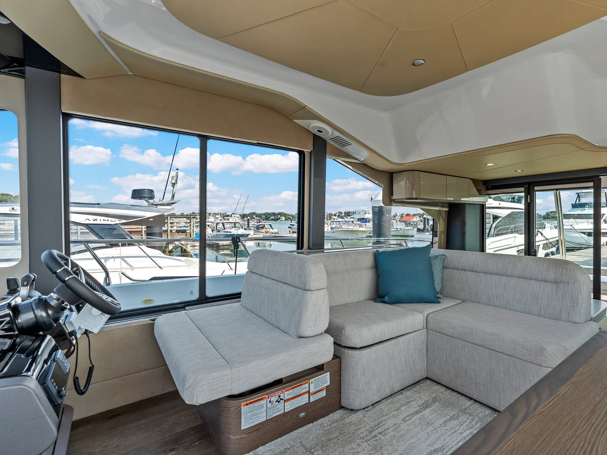 2027 Cruisers Yachts 50 FLY 50.0 feet, Clearwater, Florida #21