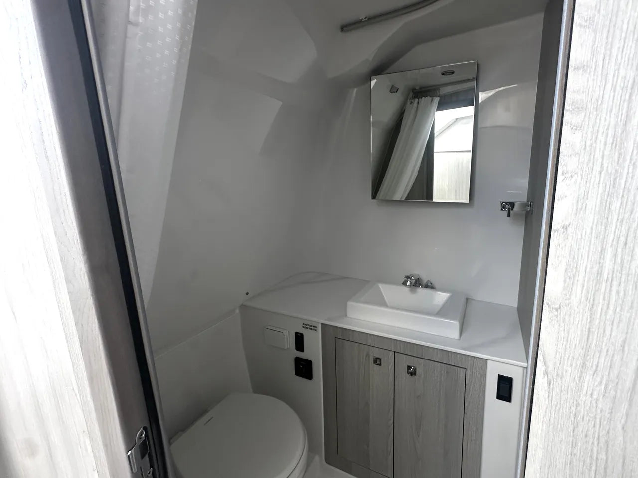 2026 Cruisers Yachts 38 VTR 38.0 feet, Clearwater, Florida #55