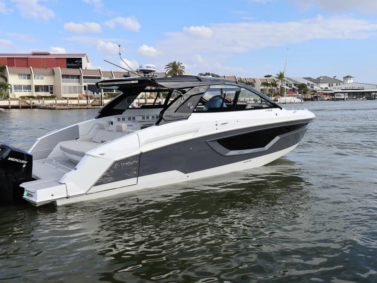 2026 Cruisers Yachts 42 GLS Outboard 42.0 feet, Clearwater, Florida #7