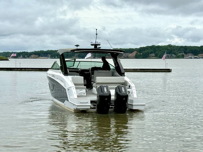 2026 Cruisers Yachts 34 GLS Outboard 34.0 feet, Clearwater, Florida #7
