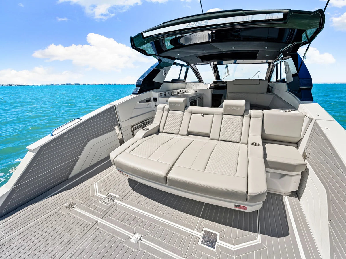 2026 Cruisers Yachts 42 GLS Outboard 42.0 feet, Clearwater, Florida #35