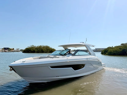 2026 Cruisers Yachts 34 GLS Outboard 34.0 feet, Clearwater, Florida #21