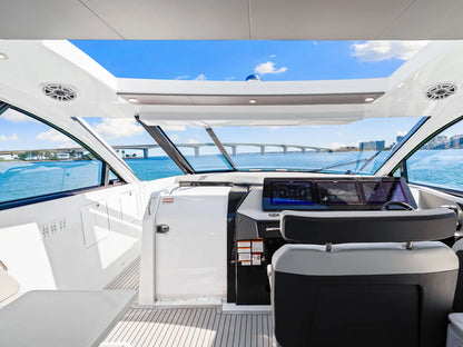 2026 Cruisers Yachts 50GLS OB 50.0 feet, Clearwater, Florida #15