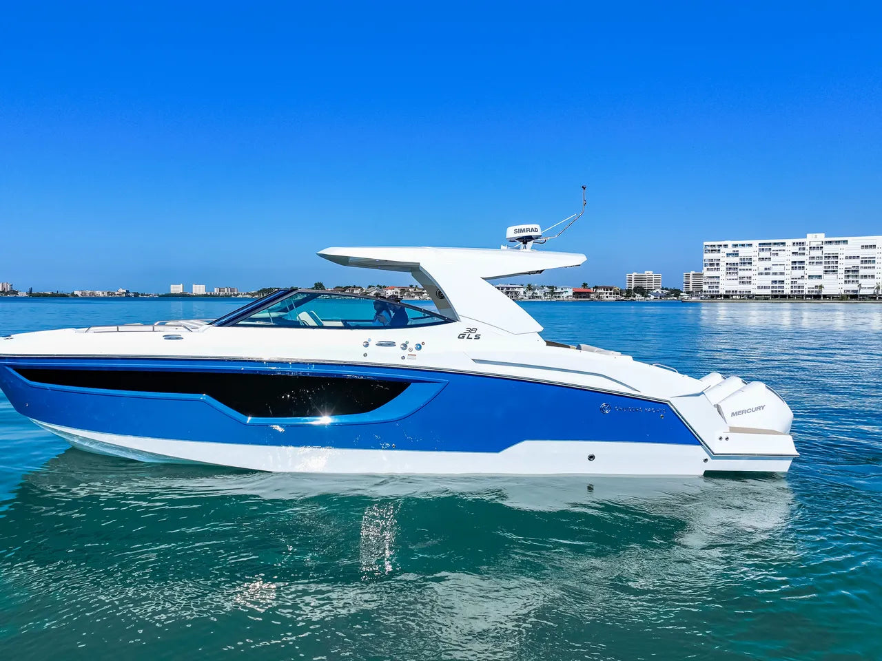 2026 Cruisers Yachts 38 GLS Outboard 38.0 feet, Clearwater, Florida #2