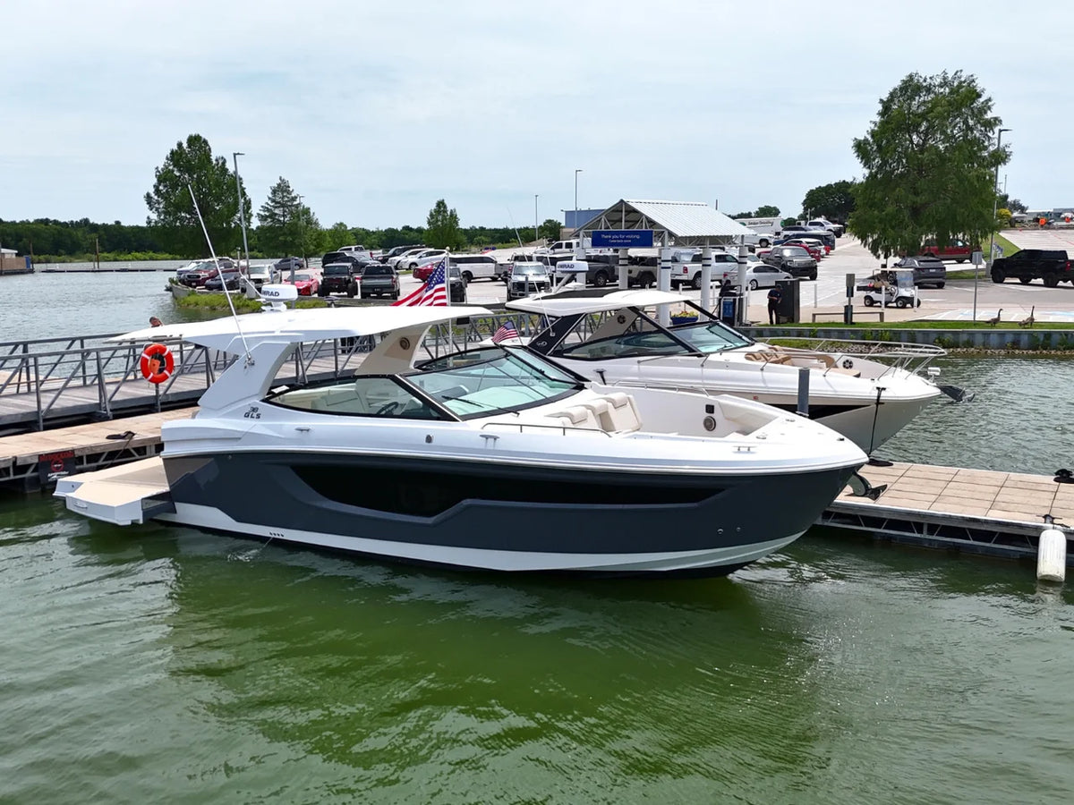 2026 Cruisers Yachts 38 GLS 38.0 feet, Clearwater, Florida #3