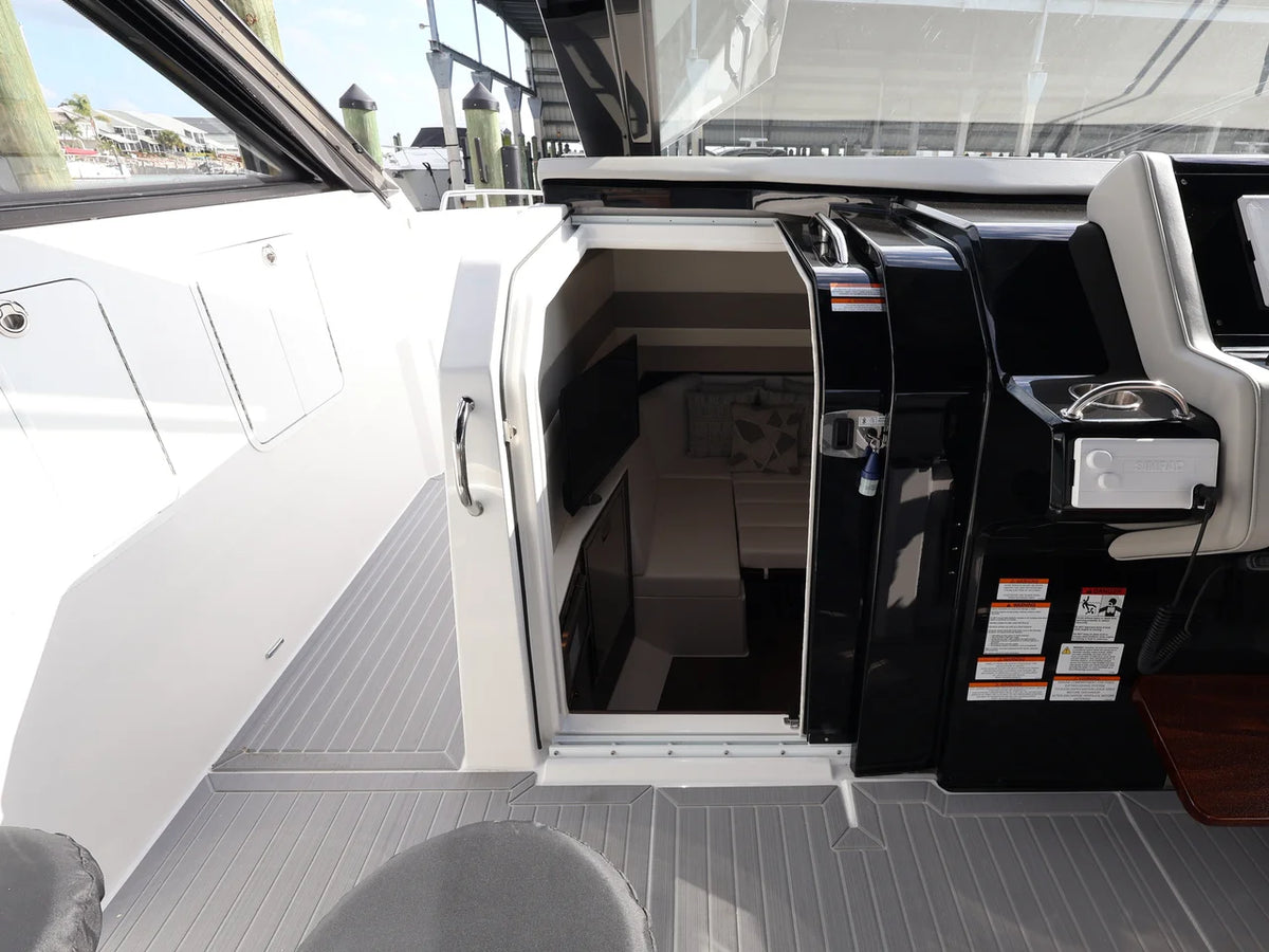 2026 Cruisers Yachts 42 GLS Outboard 42.0 feet, Clearwater, Florida #30