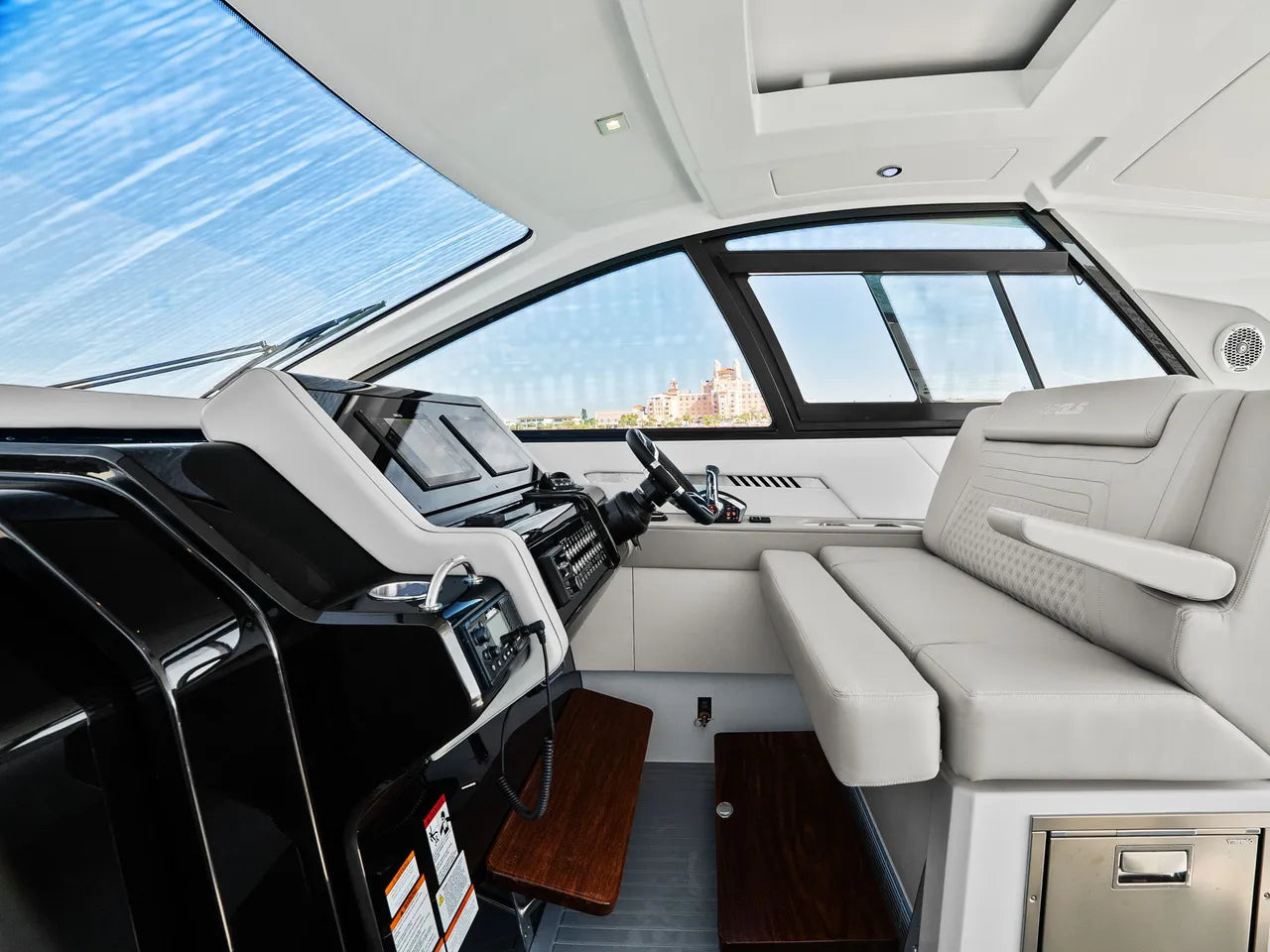 2026 Cruisers Yachts 42 GLS Outboard 42.0 feet, Clearwater, Florida #45