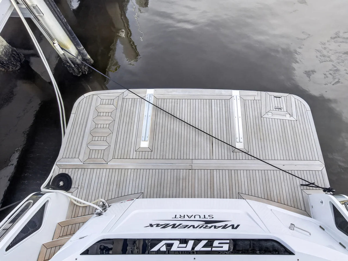 2026 Cruisers Yachts 57 FLY 57.0 feet, Clearwater, Florida #95