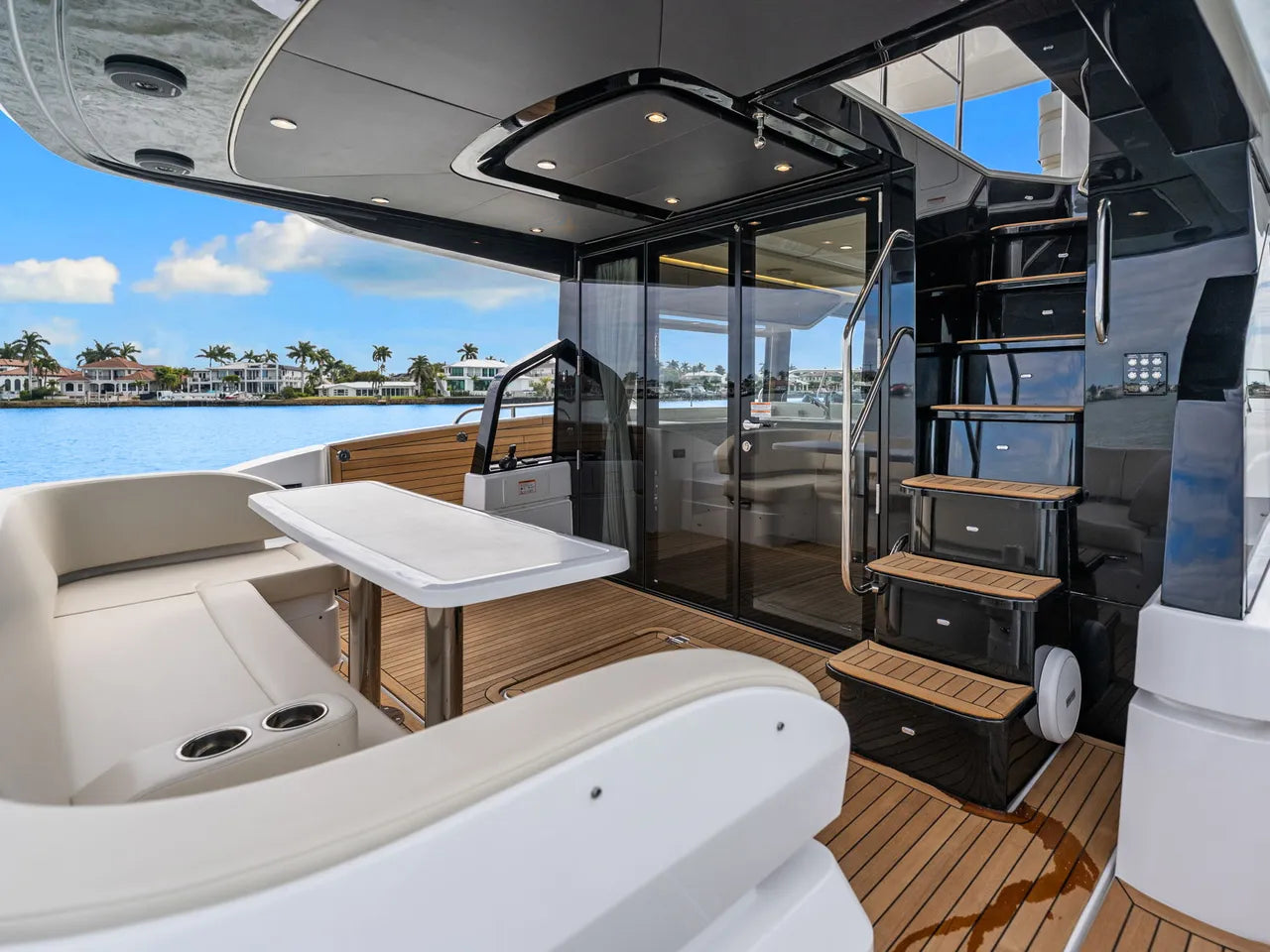 2026 Cruisers Yachts 57 FLY 57.0 feet, Clearwater, Florida #39