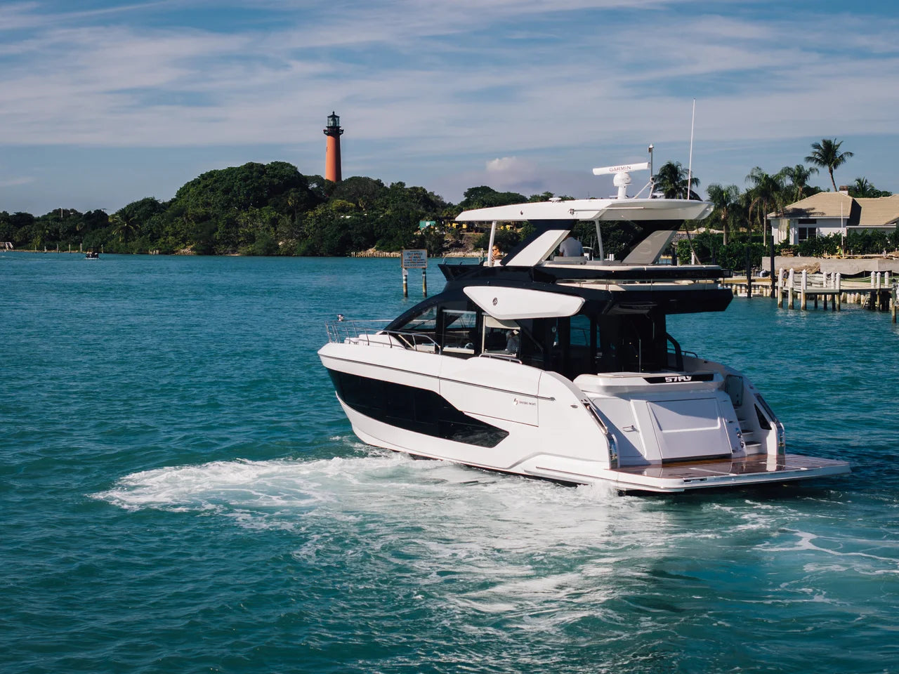 2026 Cruisers Yachts 57 FLY 57.0 feet, Clearwater, Florida #6