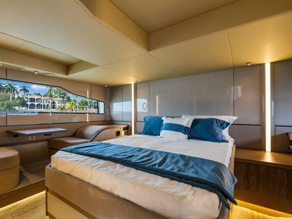 2026 Cruisers Yachts 57 FLY 57.0 feet, Clearwater, Florida #18