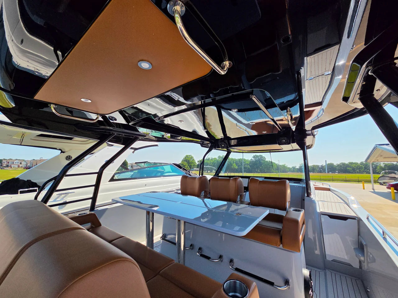 2027 Cruisers Yachts 38 VTR 38.0 feet, Clearwater, Florida #19