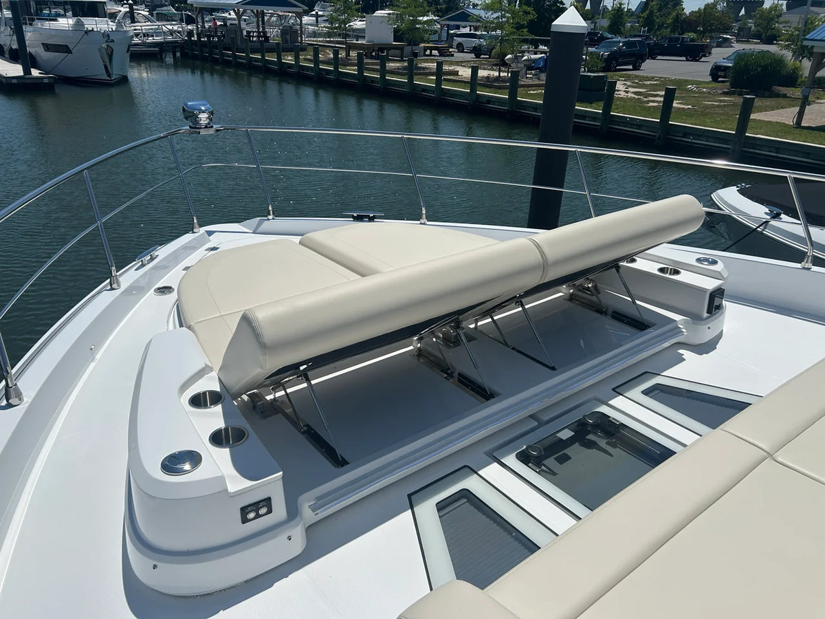 2026 Cruisers Yachts 57 FLY 57.0 feet, Clearwater, Florida #23