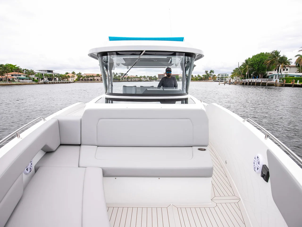 2026 Cruisers Yachts 38 VTR 38.0 feet, Clearwater, Florida #23