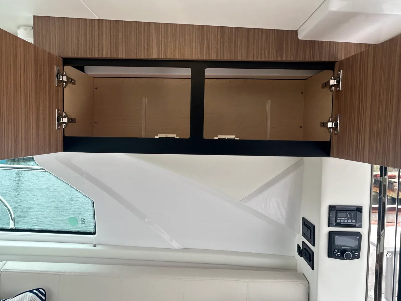 2026 Cruisers Yachts 42 Cantius 42.0 feet, Clearwater, Florida #28