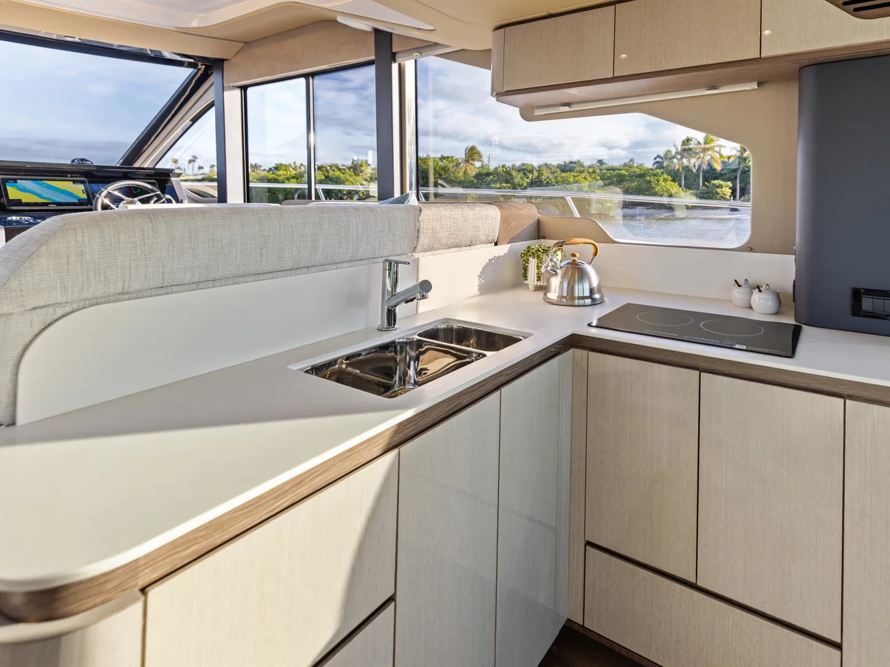 2027 Cruisers Yachts 50 FLY 50.0 feet, Clearwater, Florida #47