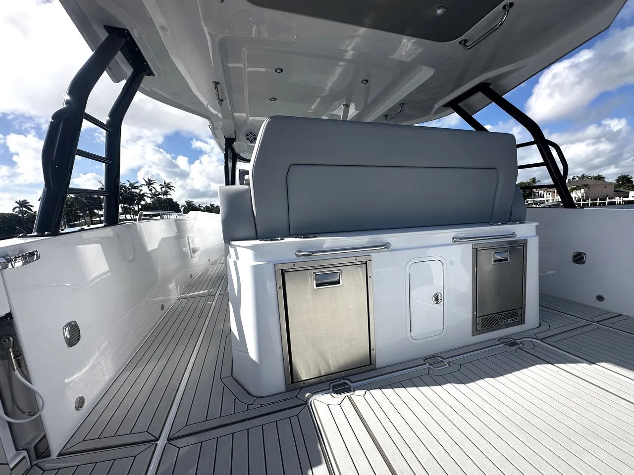 2026 Cruisers Yachts 38 VTR 38.0 feet, Clearwater, Florida #23