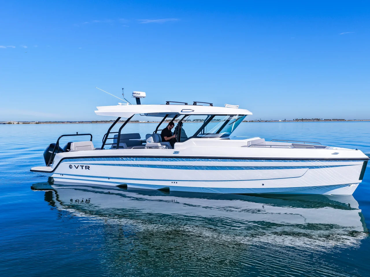 2026 Cruisers Yachts 38 VTR 38.0 feet, Clearwater, Florida #4