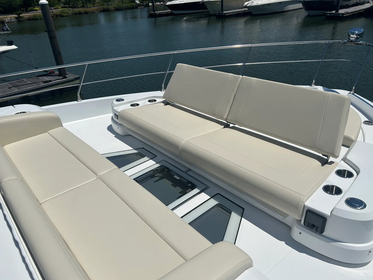 2026 Cruisers Yachts 57 FLY 57.0 feet, Clearwater, Florida #24