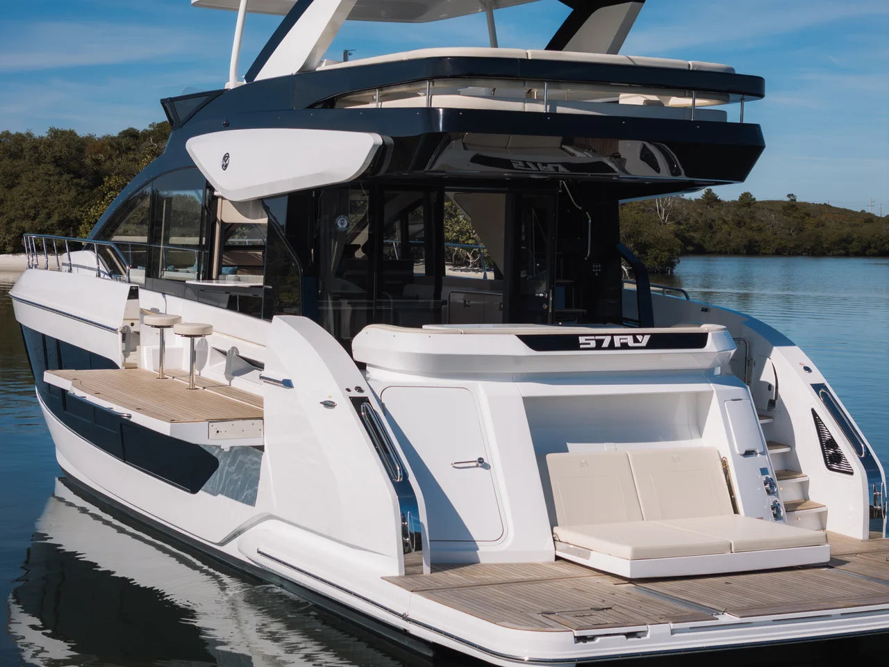 2026 Cruisers Yachts 57 FLY 57.0 feet, Clearwater, Florida #66