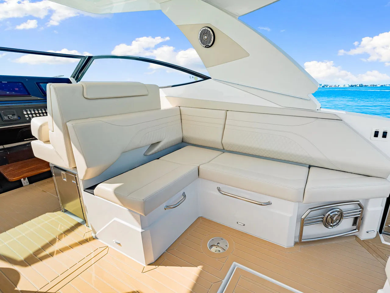 2026 Cruisers Yachts 38 GLS Outboard 38.0 feet, Clearwater, Florida #60