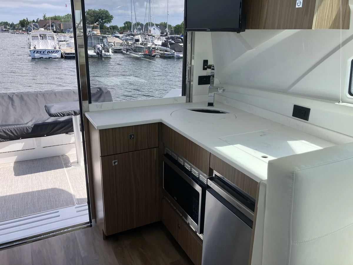 2026 Cruisers Yachts 42 Cantius 42.0 feet, Clearwater, Florida #11