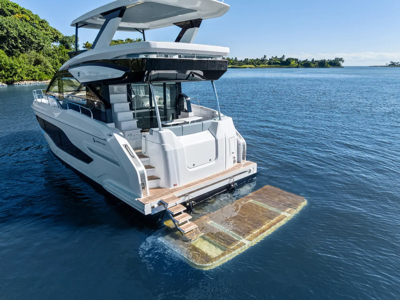 2026 Cruisers Yachts 50 FLY 50.0 feet, Clearwater, Florida #3