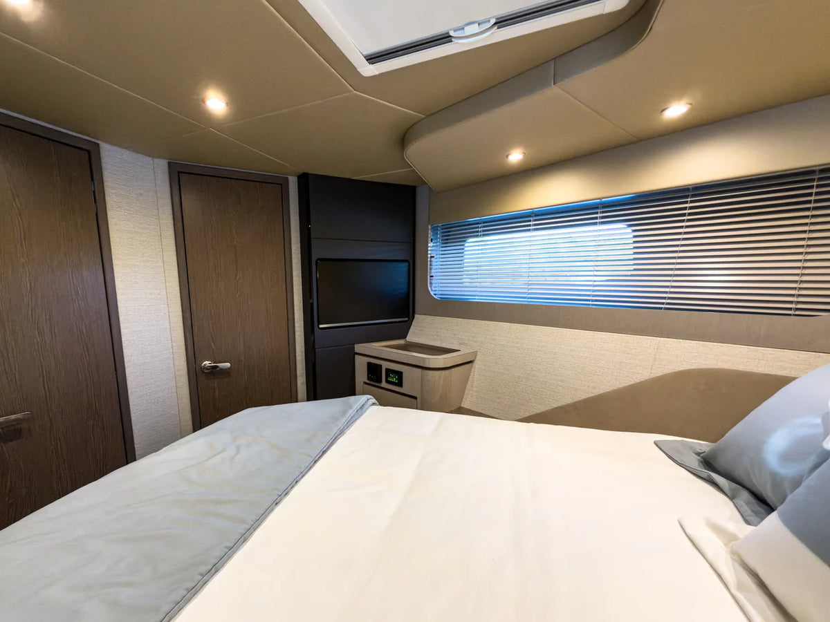 2026 Cruisers Yachts 50 FLY 50.0 feet, Clearwater, Florida #43
