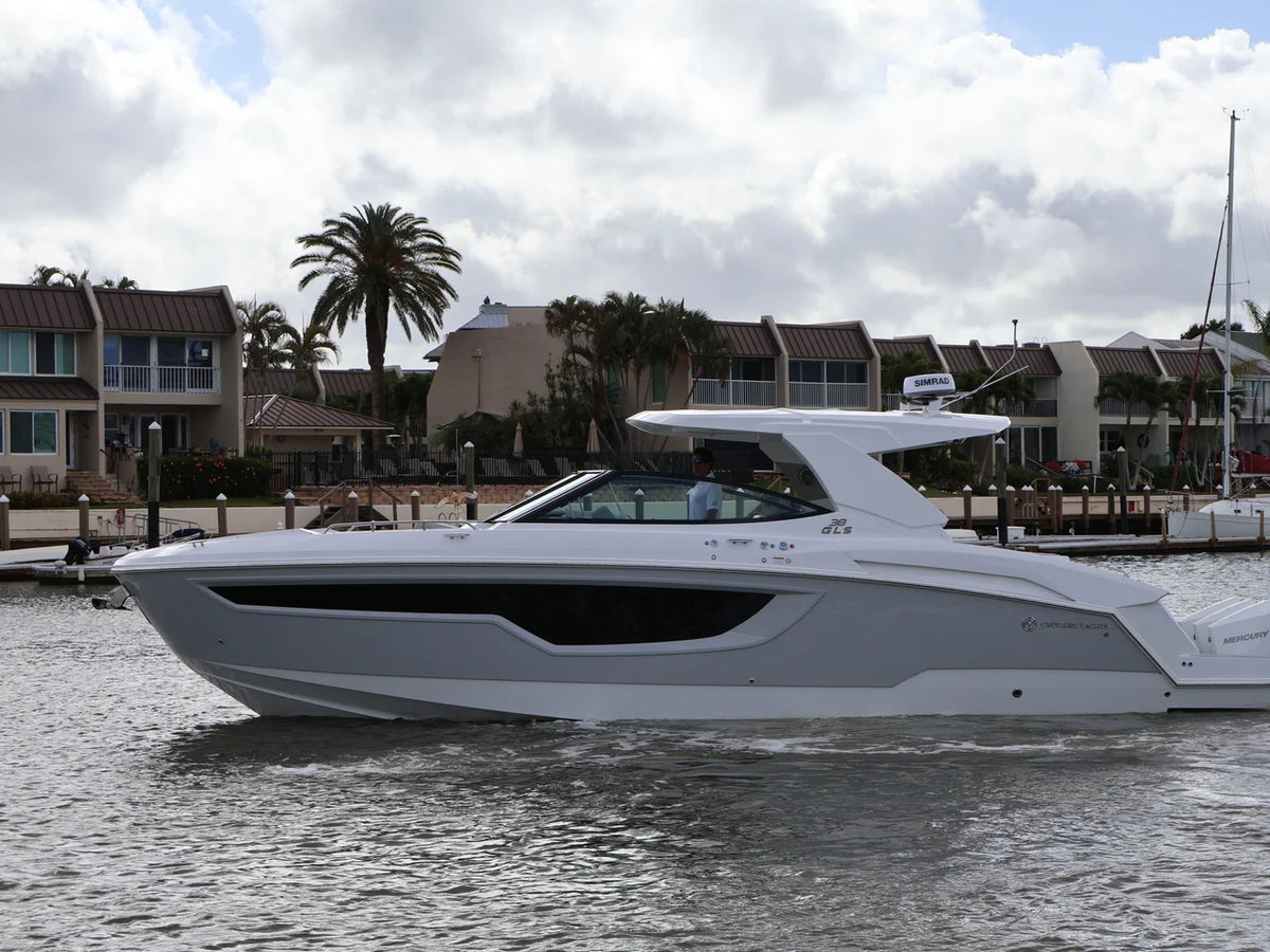 2026 Cruisers Yachts 38 GLS Outboard 38.0 feet, Clearwater, Florida #2