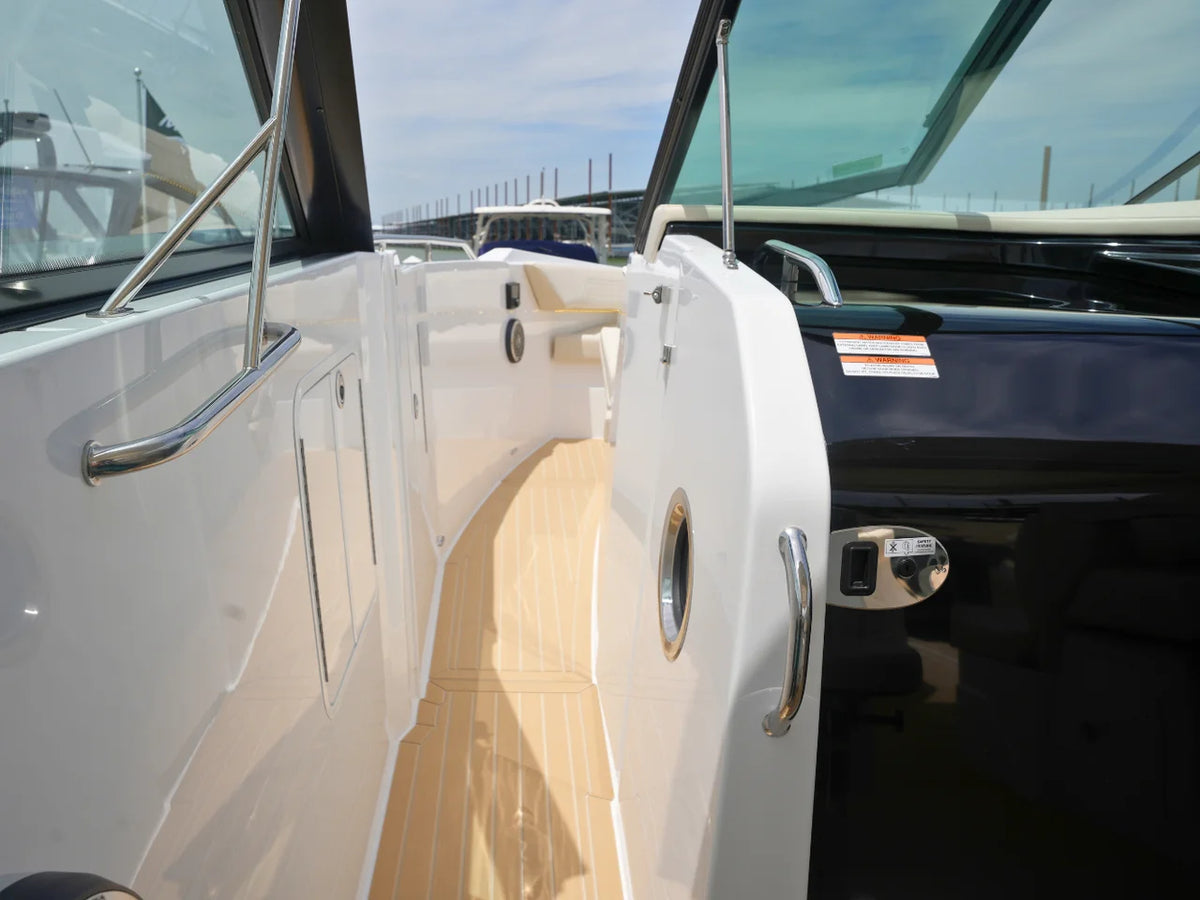 2026 Cruisers Yachts 38 GLS 38.0 feet, Clearwater, Florida #45