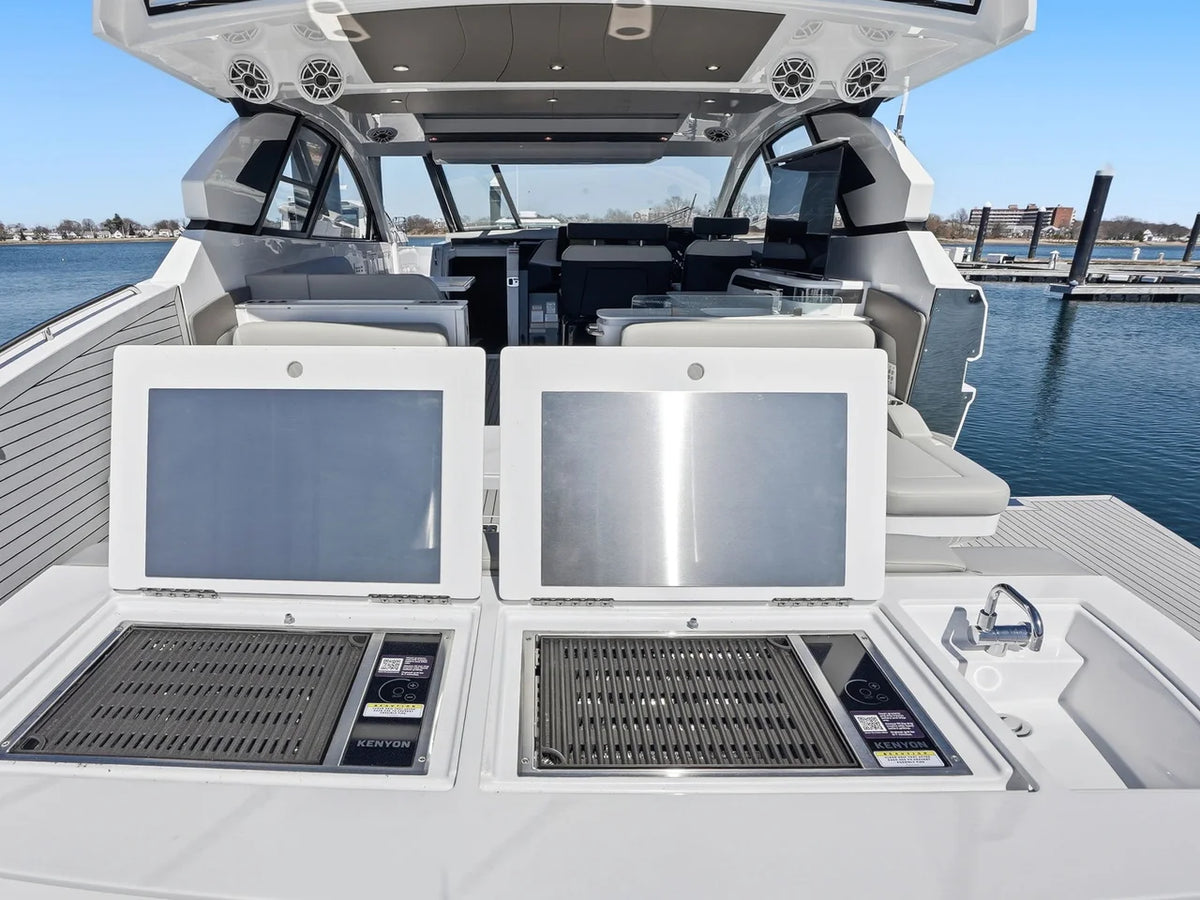 2026 Cruisers Yachts 50GLS OB 50.0 feet, Clearwater, Florida #10