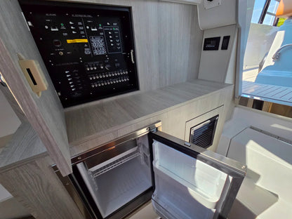 2027 Cruisers Yachts 38 VTR 38.0 feet, Clearwater, Florida #28
