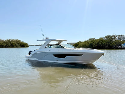 2026 Cruisers Yachts 34 GLS Outboard 34.0 feet, Clearwater, Florida #30